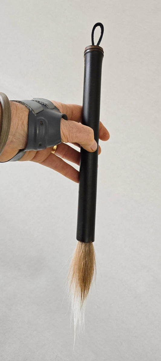 Handcrafted Large White Deer Tail Fine Point Paint Brush – Black Bamboo Handles Fine Point Paint brush Elizabeth Schowachert Art