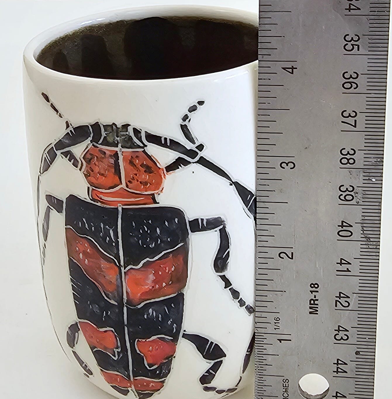 Beetle Sgraffito Porcelain Tumbler: Craftsmanship by Kim and Elizabeth Procelain Tumbler Elizabeth Schowachert Art
