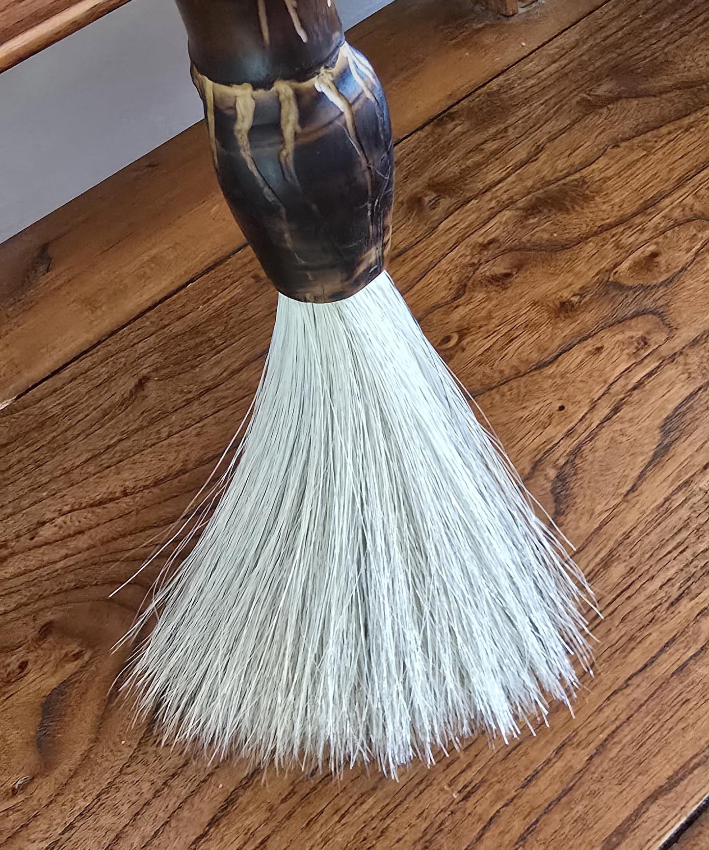 Premium White Horsehair Brush – Bamboo Handle with Engraved Design Paintbrushes Elizabeth Schowachert Art