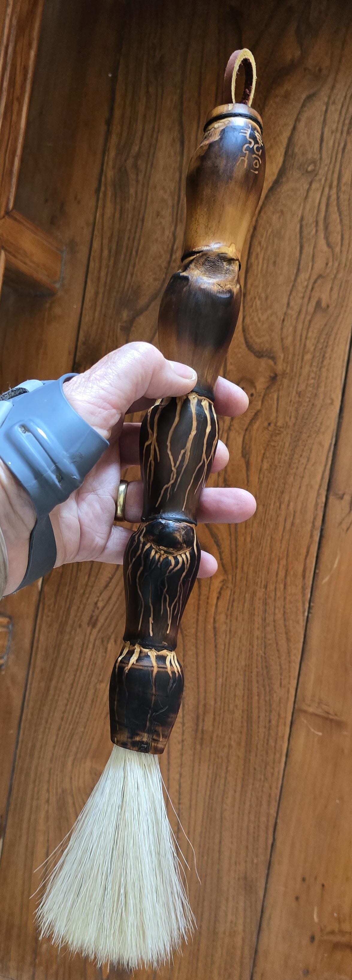 Premium White Horsehair Brush – Bamboo Handle with Engraved Design Paintbrushes Elizabeth Schowachert Art