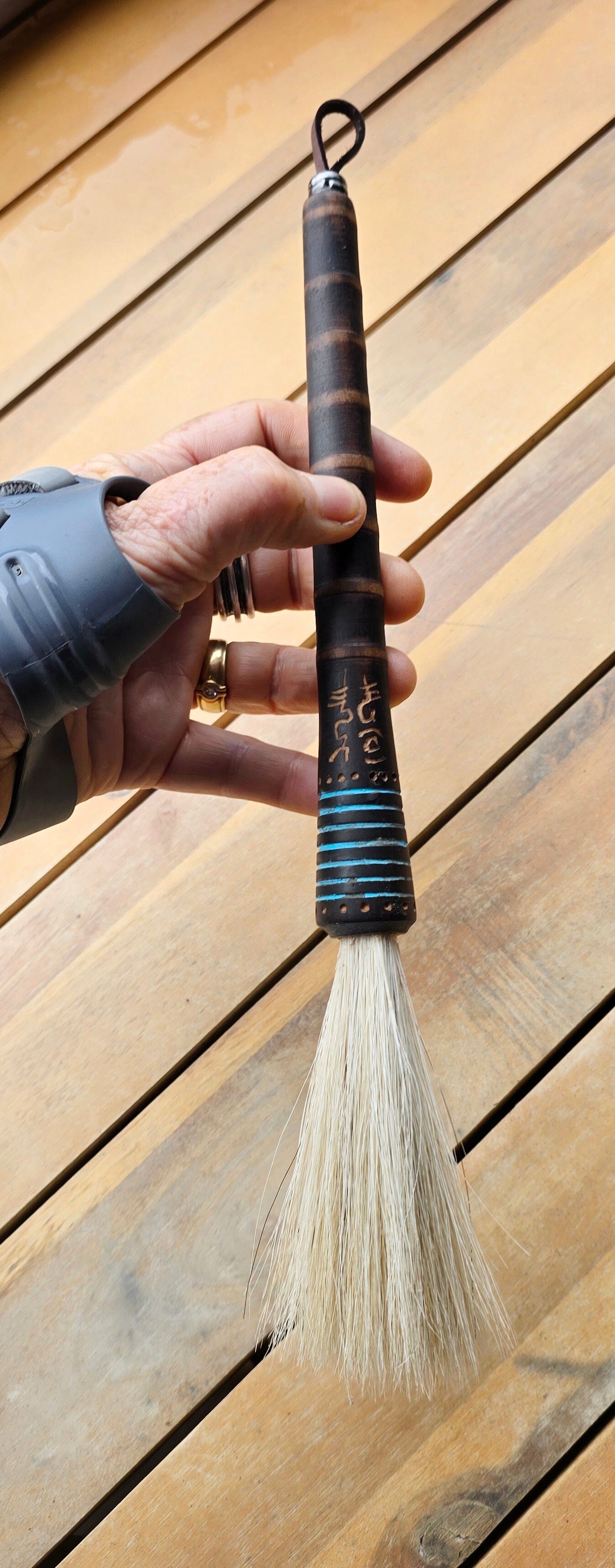 Premium White Horsehair Tapered Paint Brush – Antique Wooden Quill Bobbin Handle Paint brush Elizabeth Schowachert Art