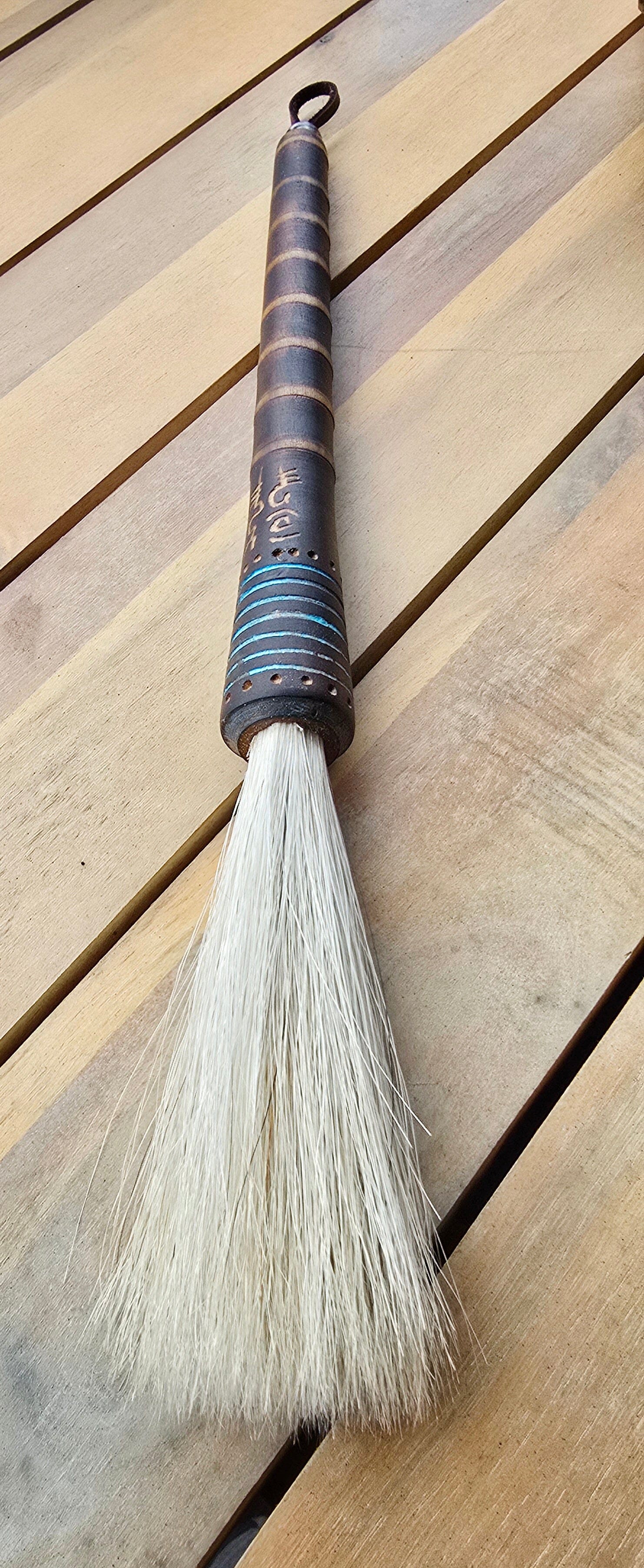 Premium White Horsehair Tapered Paint Brush – Antique Wooden Quill Bobbin Handle Paint brush Elizabeth Schowachert Art