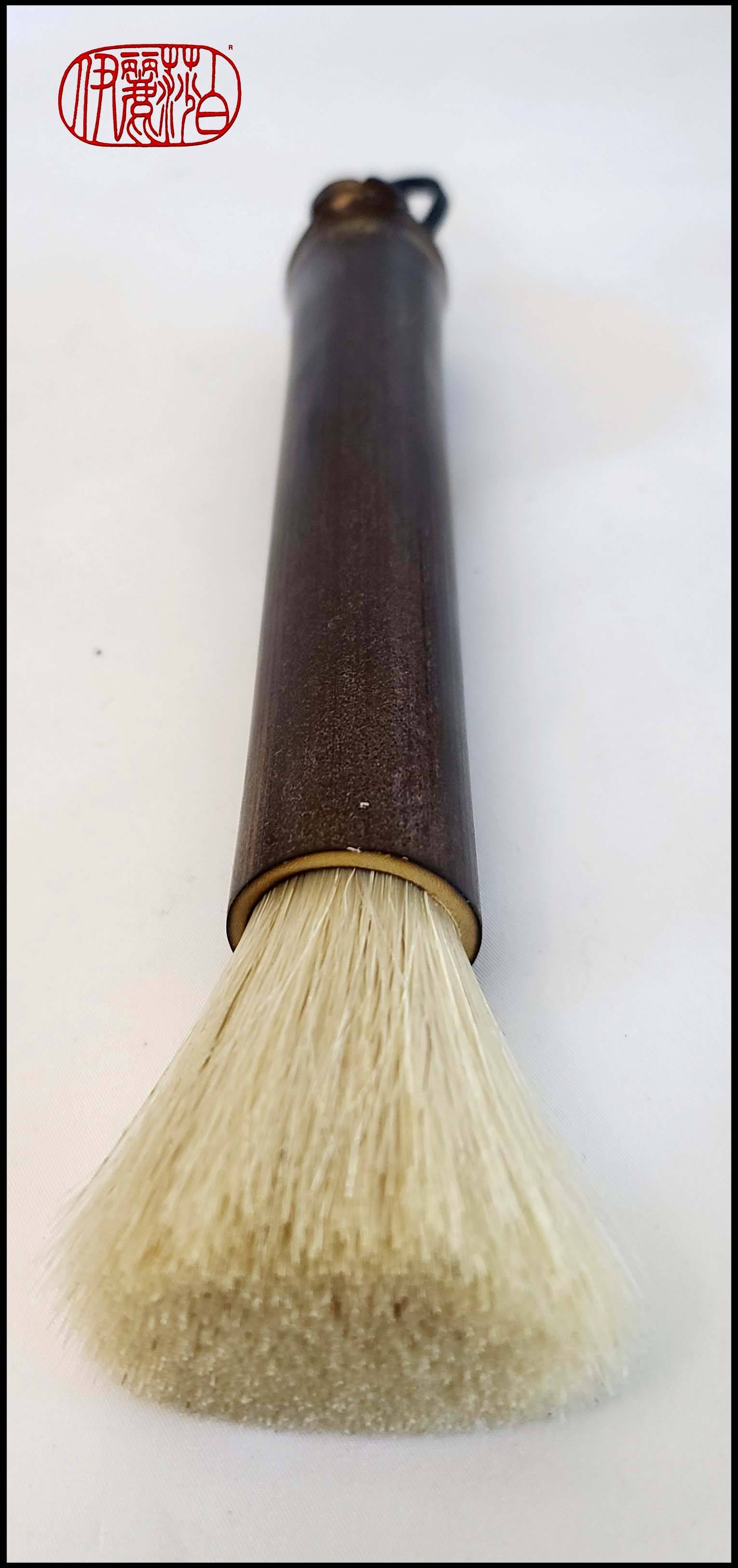 Coarse White Horsehair Paint Brush With Bamboo Handle – Elizabeth  Schowachert Art