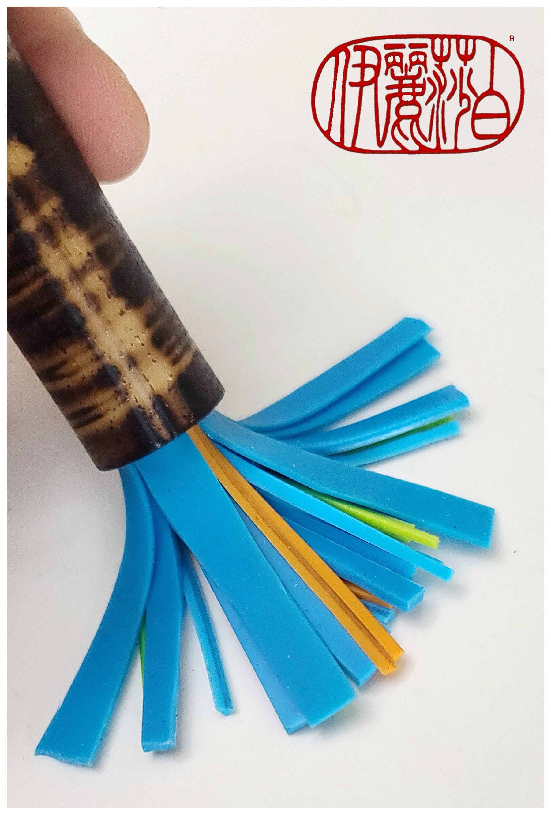 Stiff Bristle Silicone Paint Brush With Bamboo Handle SRB 101